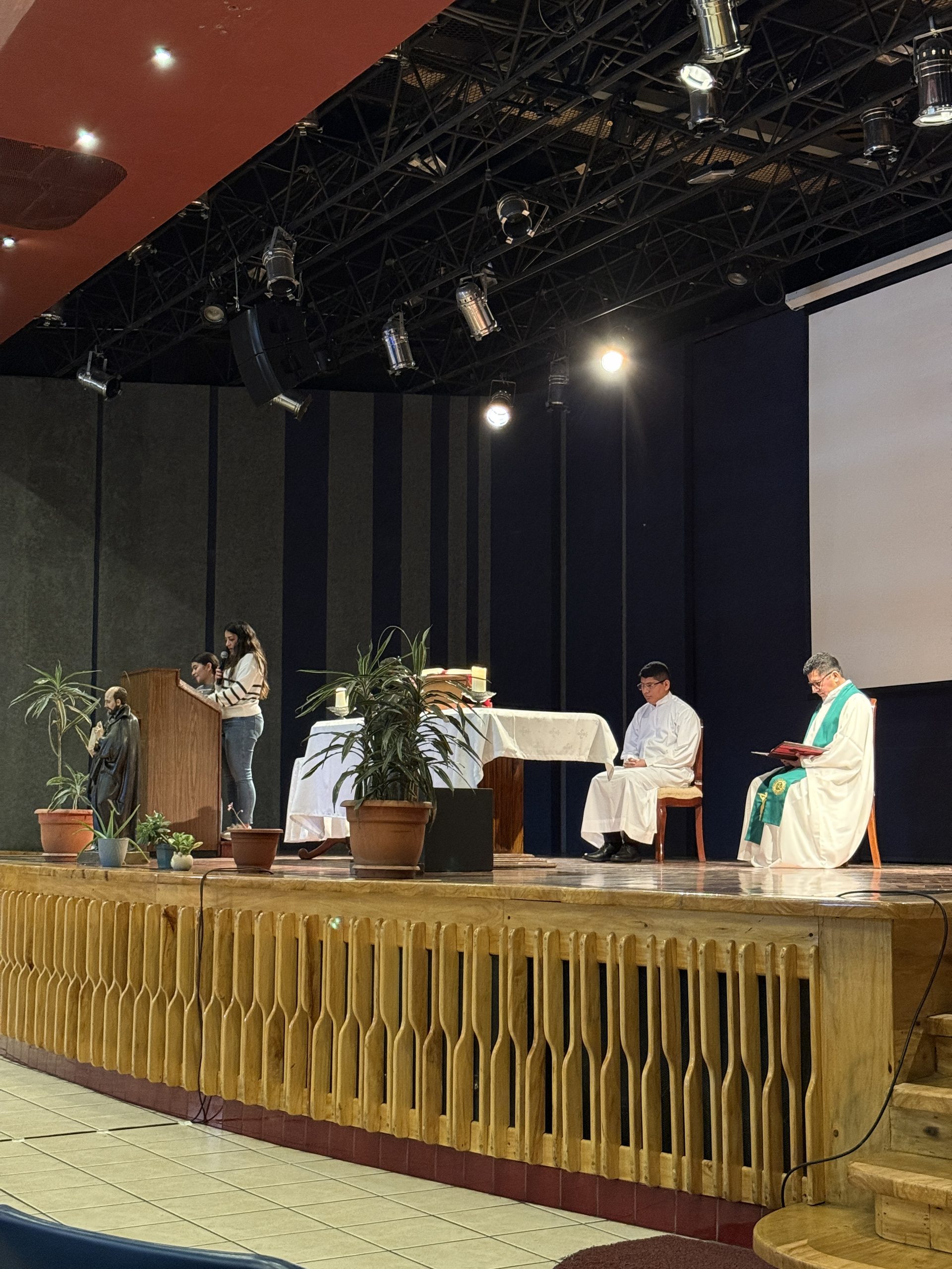 Misas y paraliturgias de inicio de año